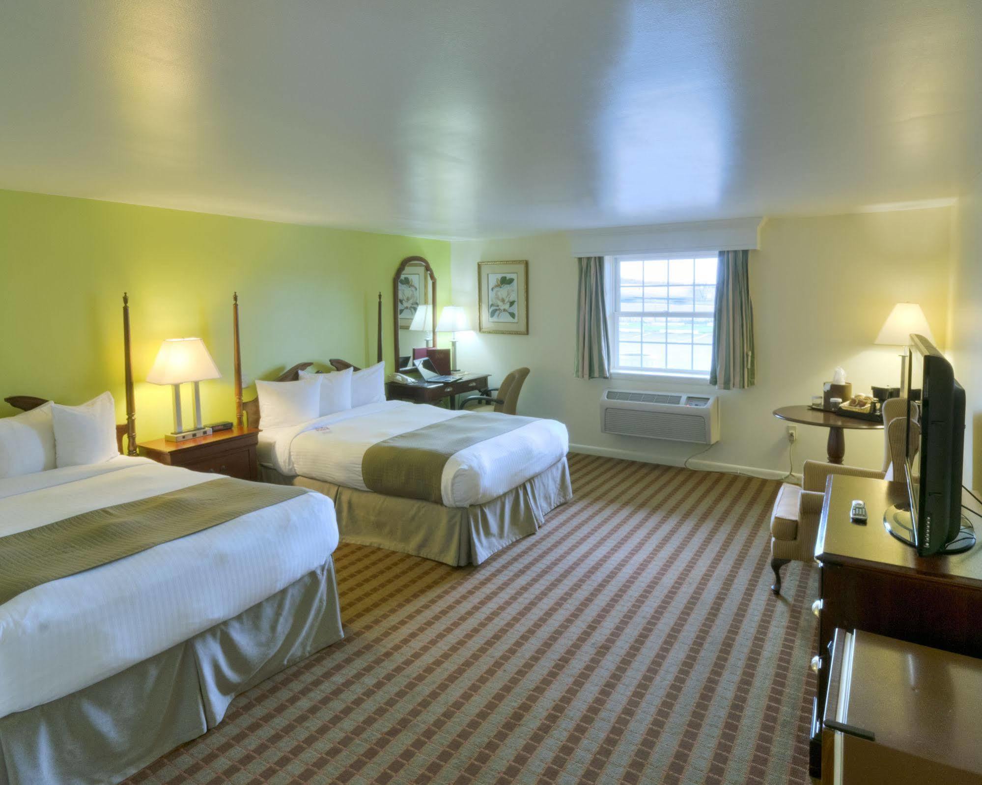 The Inn At Reading Hotel & Conference Center Exterior foto