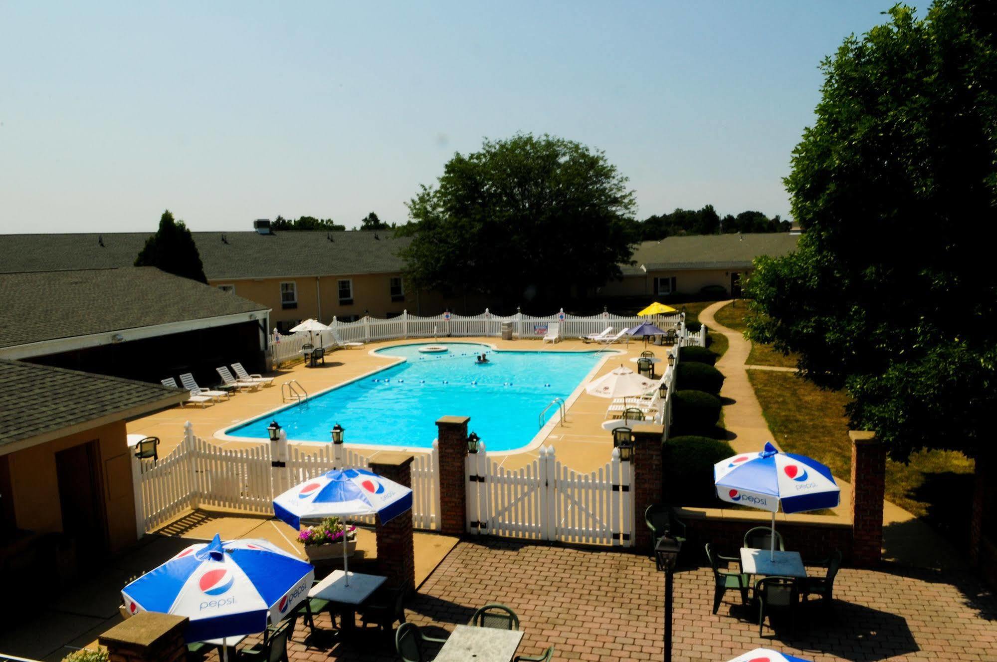 The Inn At Reading Hotel & Conference Center Exterior foto